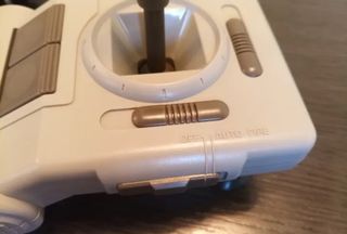 Antiguo Mando Joystick QUICKSHOT QS-113 IBM