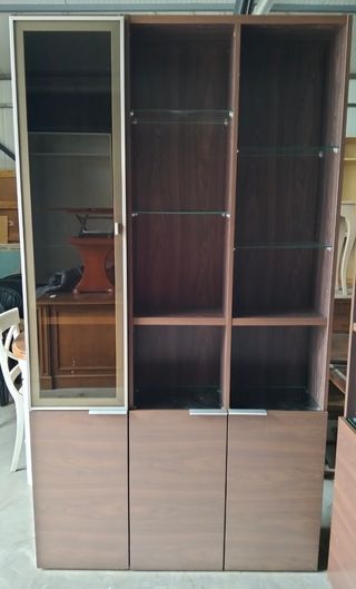 Mueble estantería con vitrina 