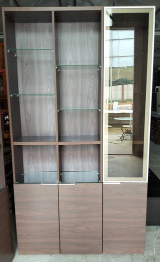 Mueble estantería con vitrina 