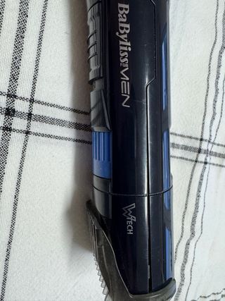 Máquina de barbear BabyLiss WTech T830 usada