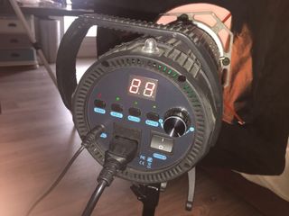 Flash de estudio con ventana softbox