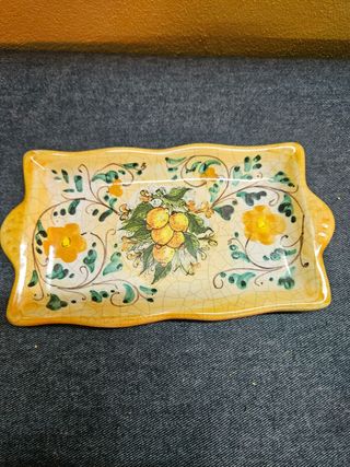 Set sale e pepe con vassoio