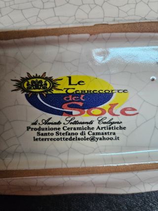 Set sale e pepe con vassoio