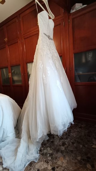 Vestido de novia. Manuel mota