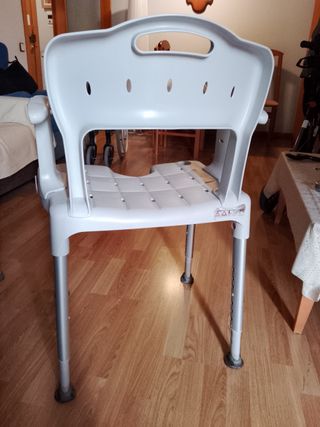 Silla Mobiclinic ducha baño mayores mov. reducida