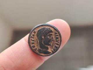 Constantino Magno Corona Votiva XX