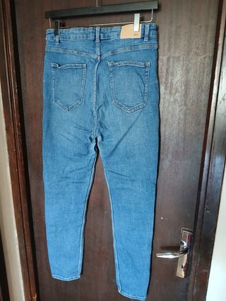 Pantalones vaqueros T-44 Zara