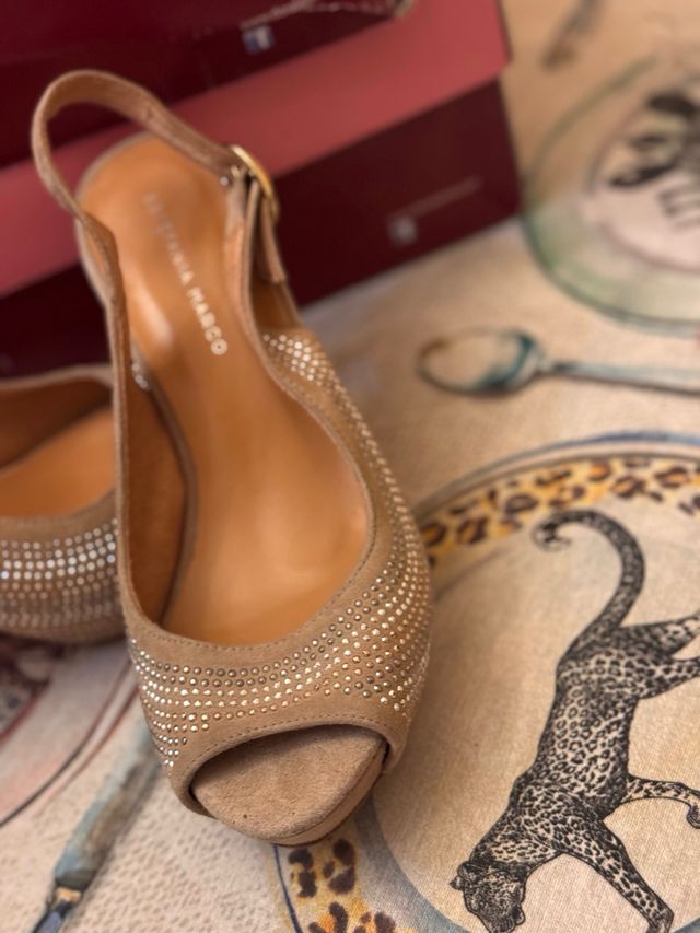 Sandalias elegantes piel