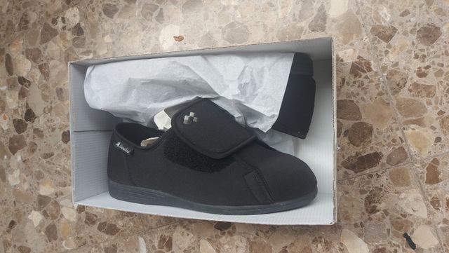 Zapato ancho especial