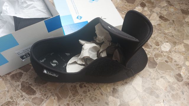 Zapato ancho especial