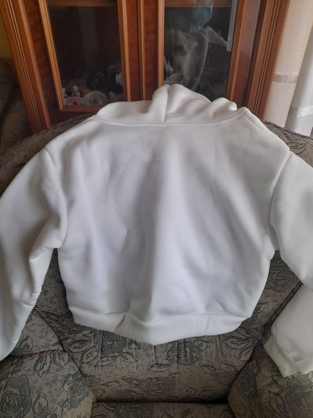 Sudadera blanca