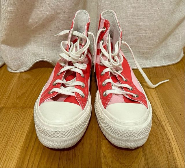 Converse Chuck Taylor candy