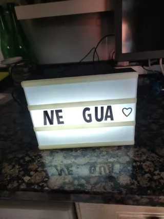 Lámpara decorativa y de mensajes