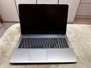 Ordenador Portatil ASUS F541U