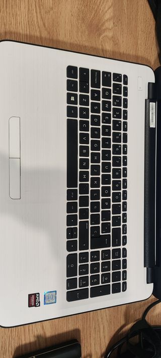 Portátil HP 71025