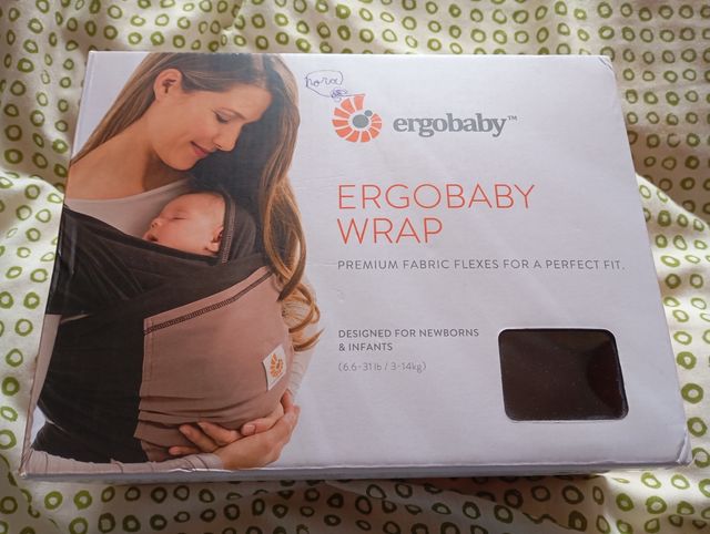 Pañuelo porta bebé Ergobaby