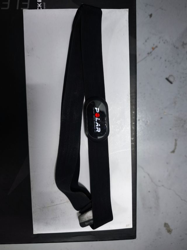 BANDA Y SENSOR DE FRECUENCIA CARDÍACA POLAR H1