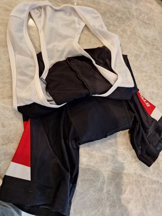Equipacion ciclismo