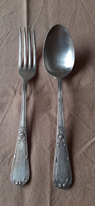 Cubiertos de alpaca antiguos