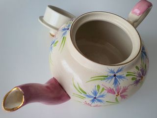 Tetera de porcelana Inglesa.