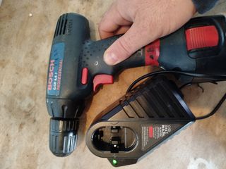 Taladro a batería bosch 9,6-1 profesional