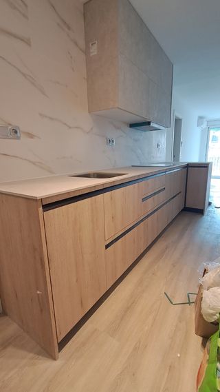 Carpintero 631 21 52 77