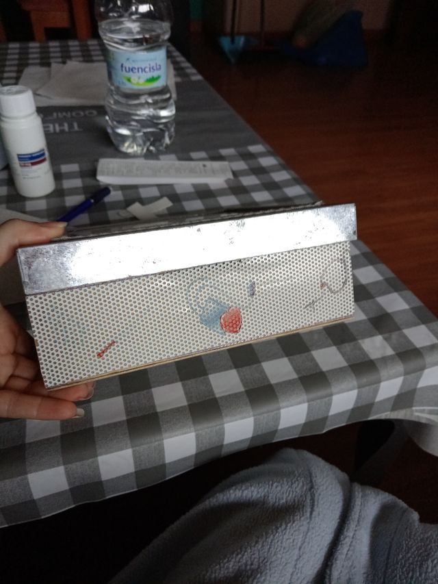 COSTURERO O BOTIQUÍN