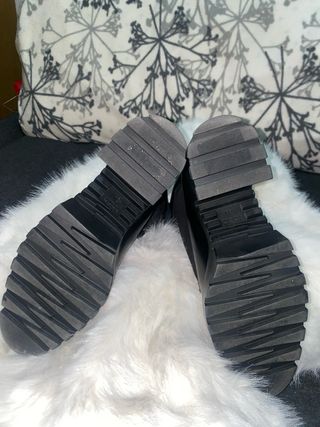 Botas con cordones de Zara negros
