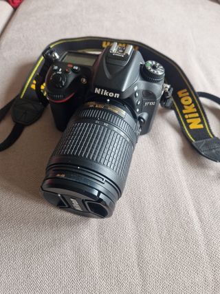 NIKON D7100