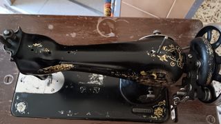 Máquina de Coser Singer