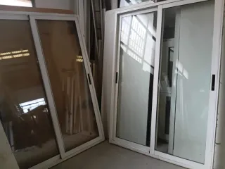 Puertas corredizas aluminio blanco
