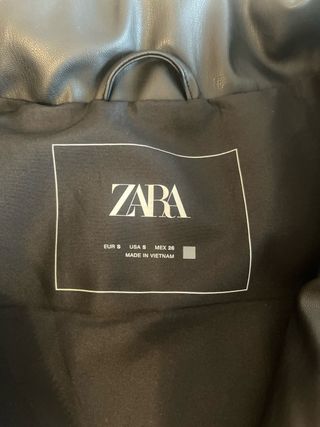 Chaleco efecto cuero zara nuevo