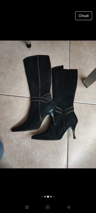 Stivali eleganti in camoscio 
