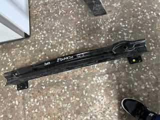 Traviesa proteccion trasera q3 remolque f3