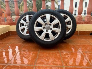 Vendo llantas Audi A6 originale en 225/55/16