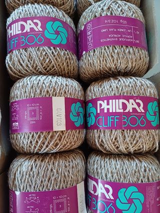 10 gomitoli di filato misto lino. Philda