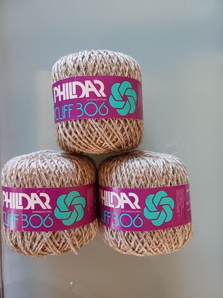 10 gomitoli di filato misto lino. Philda