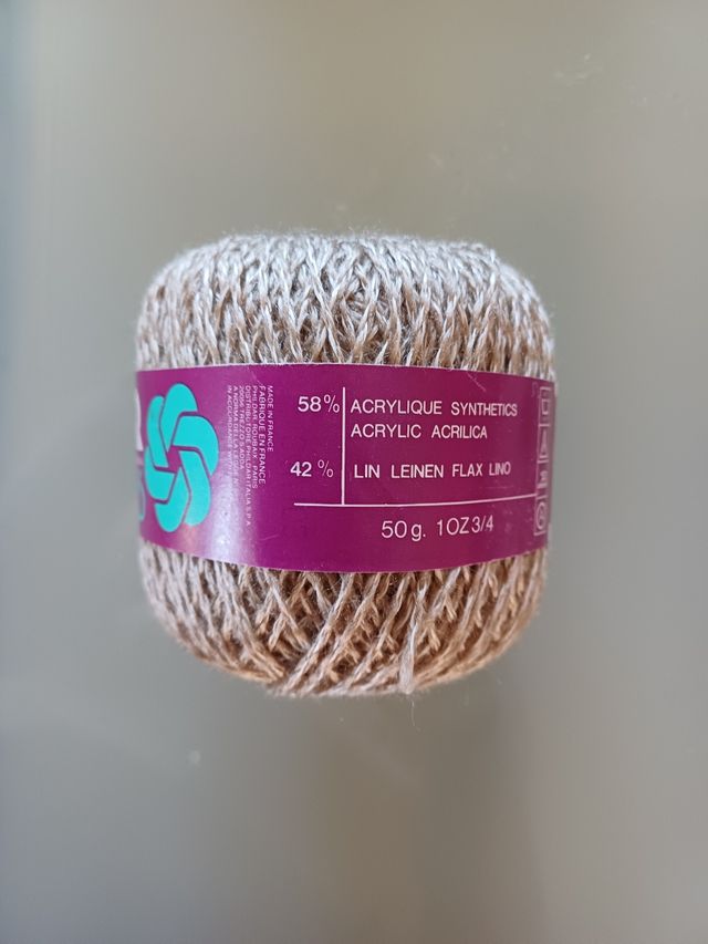 10 gomitoli di filato misto lino. Philda