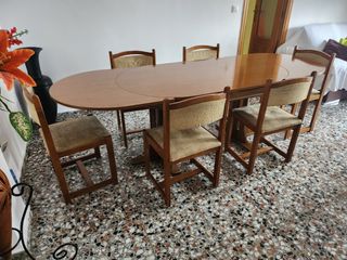 Mesa comedor con 6 sillas extensible