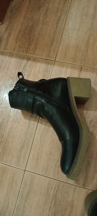 Vendo botines 