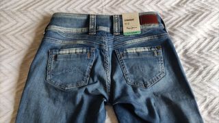 Vaqueros nuevos, Pepe Jeans, W27