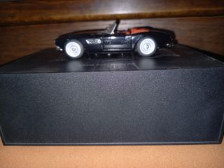 Modellino BMW 507 1956-59 1:43