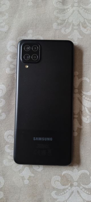 Movíl Samsung Galaxy A12