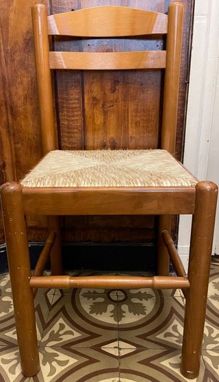 4 sillas de pino con carcoma