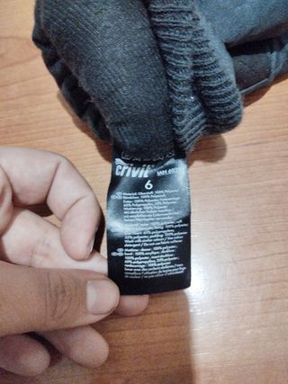 Casco y guantes de nieve niño