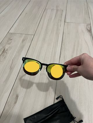 Occhiali da sole a specchio