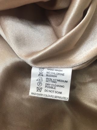 Abito estivo senza spalline taglia M