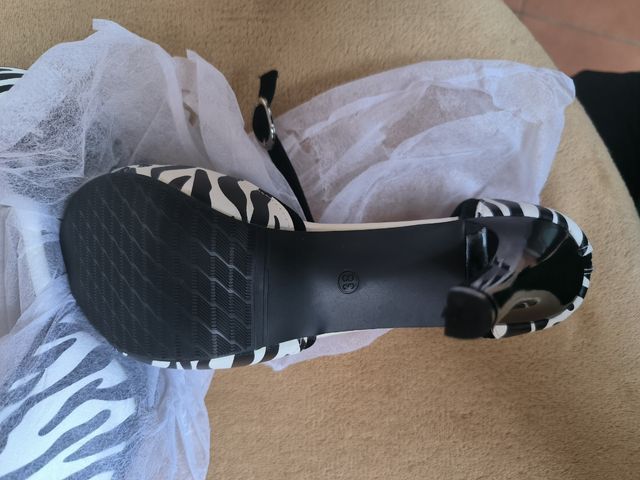 Zapatos tacón aguja