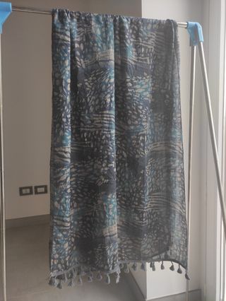 Sciarpa dai colori blu e azzurro