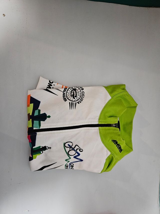 Lote  de tres maillots por solo 20.-€